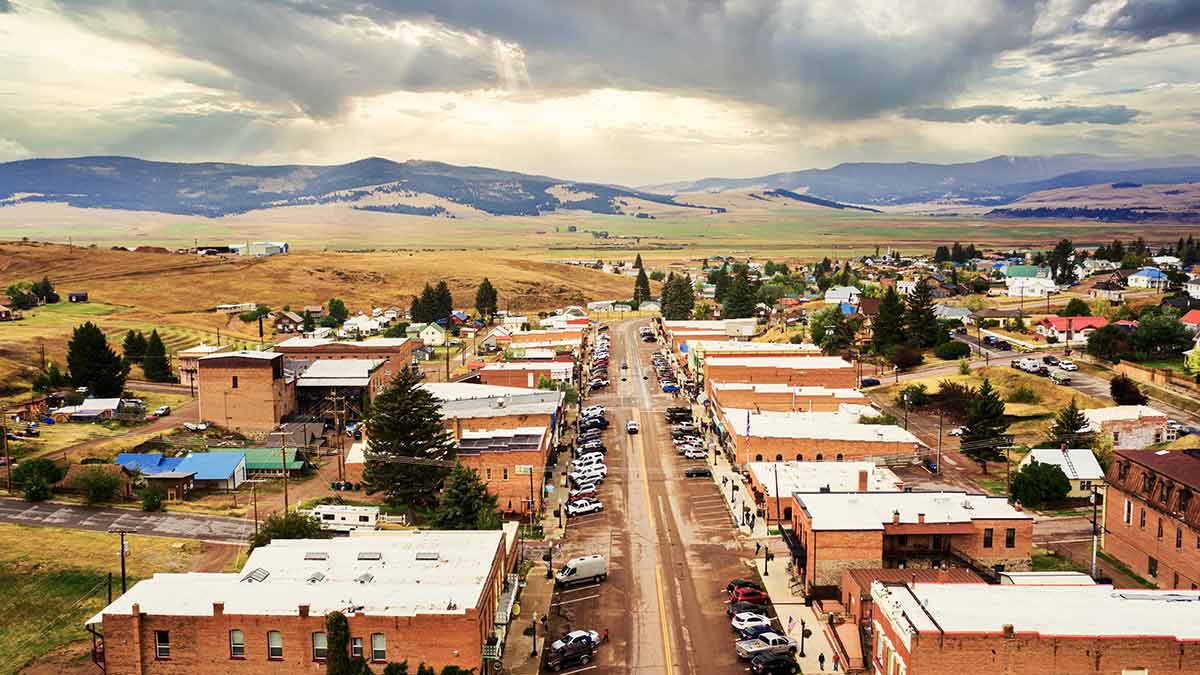 Accatastamento fabbricati ex rurali: bonifica, sanzioni e prescrizione