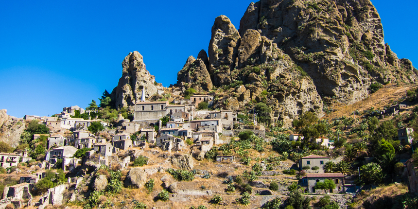 Come utilizzare al meglio la piattaforma Sismi.ca: pro e contro