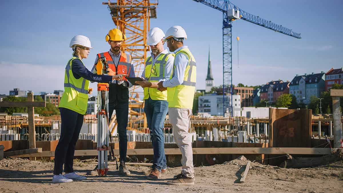 Chi è il Direttore dei Lavori: compiti, responsabilità e requisiti