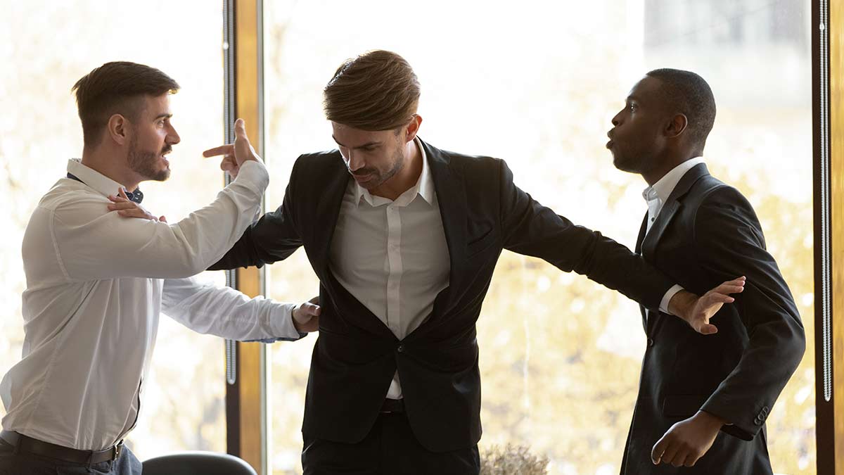 Gestire i conflitti sul lavoro grazie alla comunicazione efficace Gestire i conflitti sul lavoro grazie alla comunicazione efficace