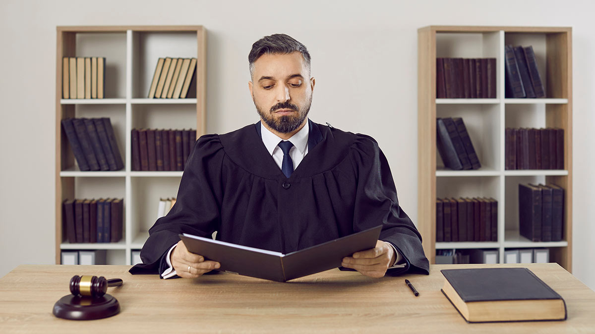 Relazione peritale del CTU: cos’è, a cosa serve, come redigerla Relazione peritale del CTU: cos'è, a cosa serve, come redigerla