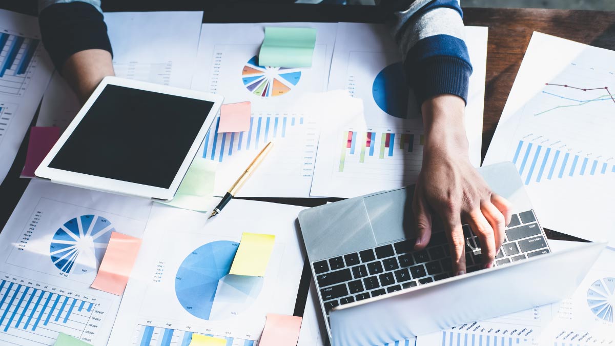 Dal cantiere al web: il ruolo del marketing per gli ingegneri del futuro Dal cantiere al web: il ruolo del marketing per gli ingegneri del futuro